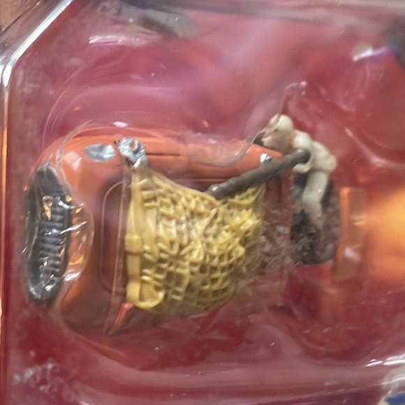 Rey’s Speeder # 18 - Picture 3 of 12